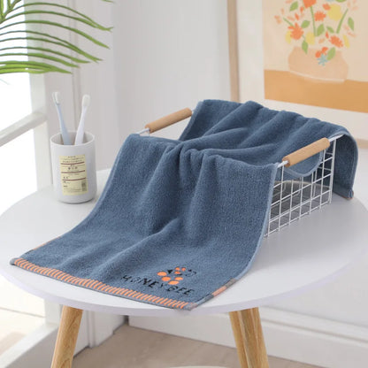 13.8 x 29.5-Inch Cat-Paw Cotton Towel