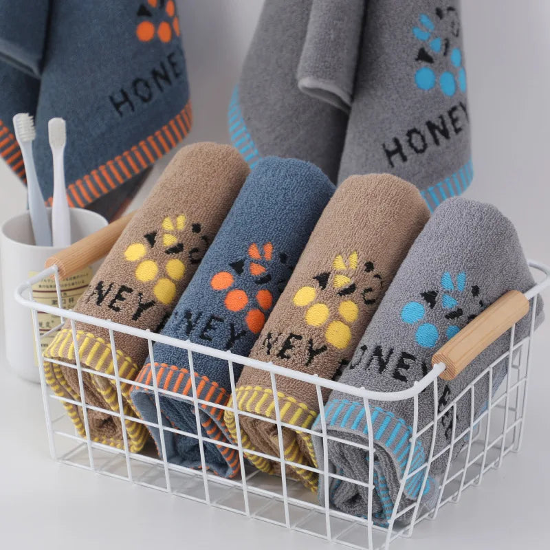 13.8 x 29.5-Inch Cat-Paw Cotton Towel